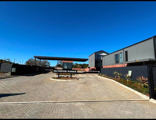 3 BEDROOM TOWNHOUSE FOR SALE IN OLYMPUS AH
